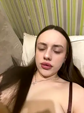 Snapshot of Lisaaan chatting on 7, 1, 2026 Lisaaan online show from 7, 1, 2026