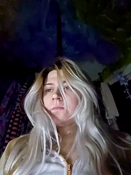 ScarletCallings420 online show from 14, 2, 2025