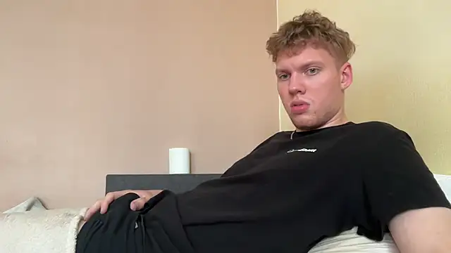 sexybooii6968 online show from 21, 10, 2025