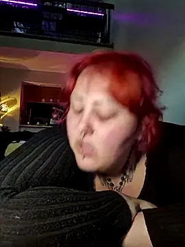 Cutegothcrybabyx online show from 26, 10, 2025