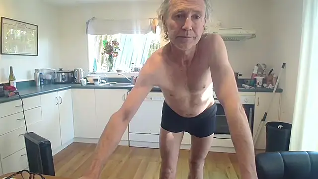 Snapshot of Mattsroom chatting on 30, 9, 2025 Mattsroom online show from 30, 9, 2025