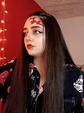 IvonneT online show from 31, 10, 2025