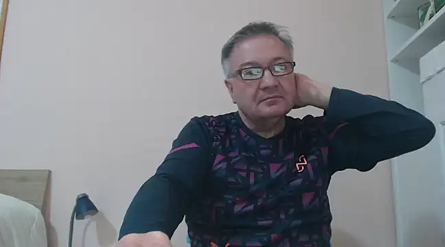 YOU6me online show from 13, 12, 2024