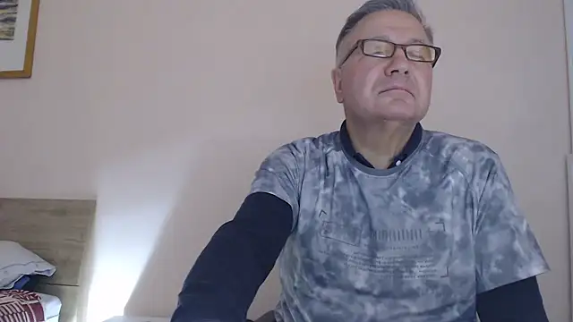 YOU6me online show from 7, 11, 2025