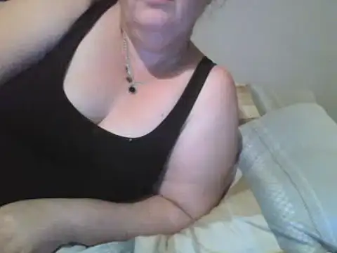 chubbypeach123 online show from 22, 11, 2025