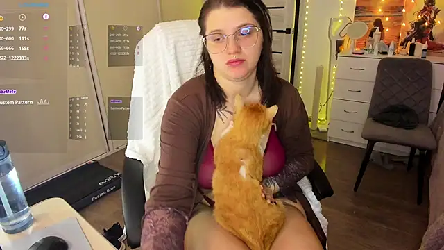 Ophelia mm online show from 15, 11, 2025