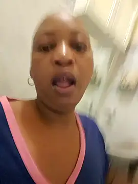 winterqueenx online show from 21, 3, 2025