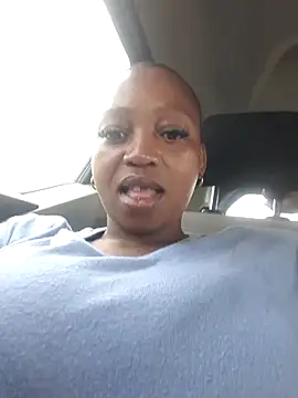 Snapshot of winterqueenx chatting on 1, 12, 2025 winterqueenx online show from 1, 12, 2025