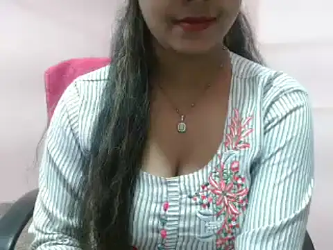 LovingPihu online show from 7, 2, 2025