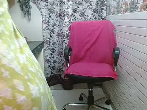 LovingPihu online show from 24, 10, 2025