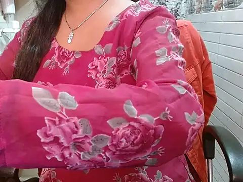 LovingPihu online show from 12, 2, 2026