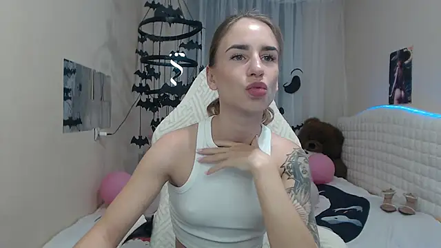 DeboraHorny online show from 11, 10, 2025