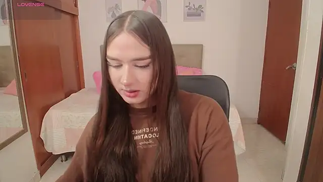 Miley Baker online show from 27, 11, 2025