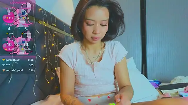Mia Tin online show from 8, 1, 2025