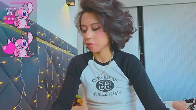 Mia Tin online show from 12, 1, 2025
