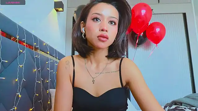 Mia Tin online show from 15, 1, 2025
