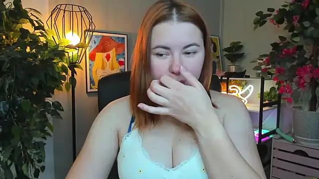 LAYLAxSTAR online show from 25, 11, 2025