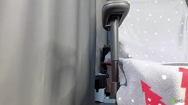 Courtney Luv online show from 26, 9, 2025