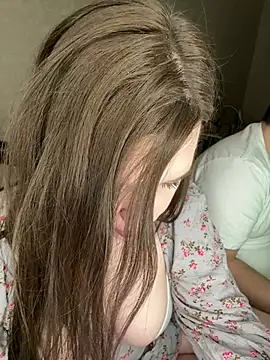 Snapshot of HellMoor chatting on 10, 3, 2025 HellMoor online show from 10, 3, 2025