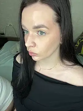 Snapshot of HellMoor chatting on 10, 9, 2025 HellMoor online show from 10, 9, 2025