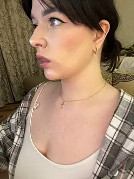 Snapshot of HellMoor chatting on 22, 10, 2025 HellMoor online show from 22, 10, 2025