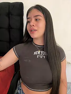 Snapshot of Alhanna_ chatting on 23, 12, 2024 Alhanna online show from 23, 12, 2024