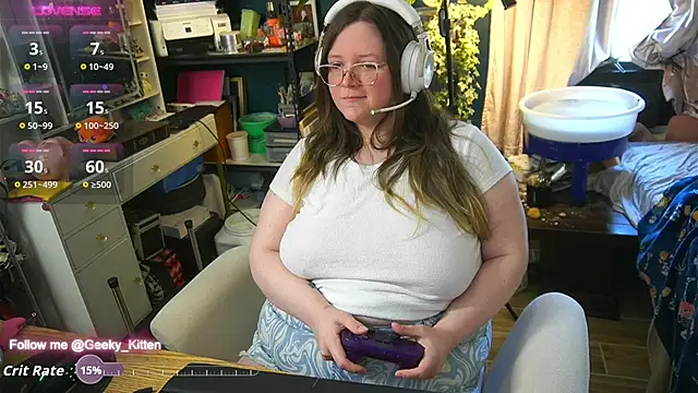 Snapshot of Geeky_Kitten chatting on 13, 9, 2025 Geeky Kitten online show from 13, 9, 2025
