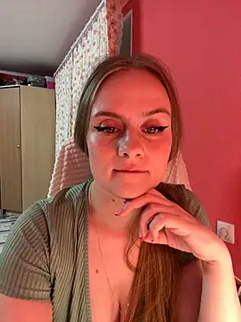 SophiaSweet  online show from 7, 3, 2026