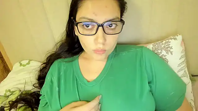 Snapshot of roniewester chatting on 30, 10, 2025 roniewester online show from 30, 10, 2025