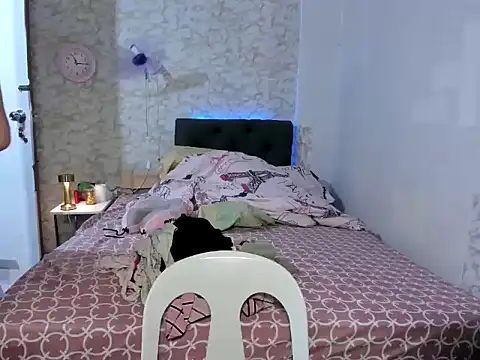 Hebefemme online show from 18, 11, 2025