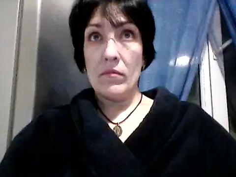 SunnyAmorre online show from 6, 3, 2025