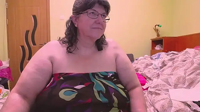 HugeTits online show from 23, 3, 2026