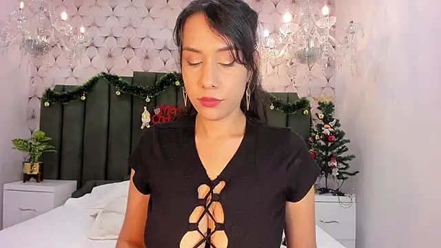 PilarJones  online show from 23, 12, 2024