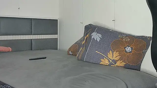 Snapshot of miatemptress69 chatting on 16, 1, 2025 miatemptress69 online show from 16, 1, 2025