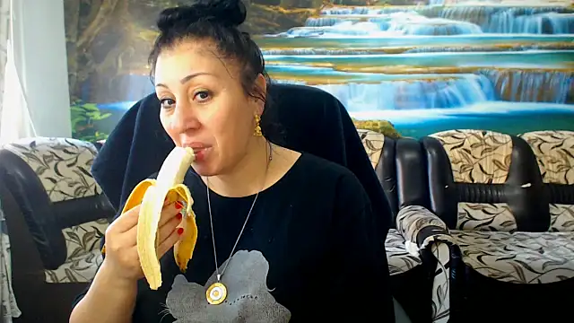 MoistMady online show from 11, 3, 2026