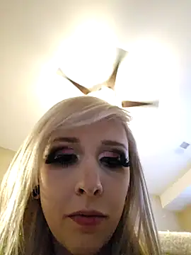 AmethystFoxx online show from 30, 11, 2025