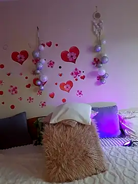 Snapshot of BellaBellaHot chatting on 5, 11, 2025 BellaBellaHot online show from 5, 11, 2025