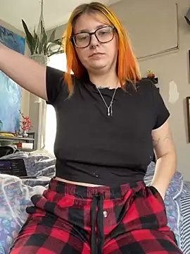 Snapshot of itsbabydashh chatting on 19, 12, 2024 itsbabydashh online show from 19, 12, 2024