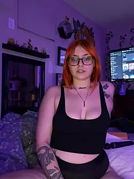 Snapshot of itsbabydashh chatting on 11, 1, 2025 itsbabydashh online show from 11, 1, 2025