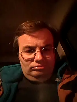 Snapshot of makau1 chatting on 8, 1, 2026 makau1 online show from 8, 1, 2026