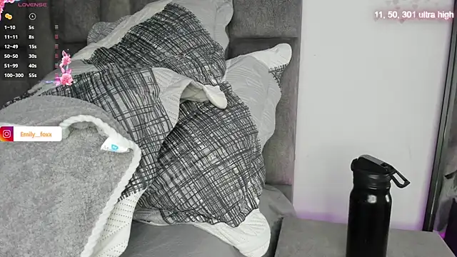 Snapshot of emily_fox1 chatting on 2, 3, 2026 emily fox1 online show from 2, 3, 2026