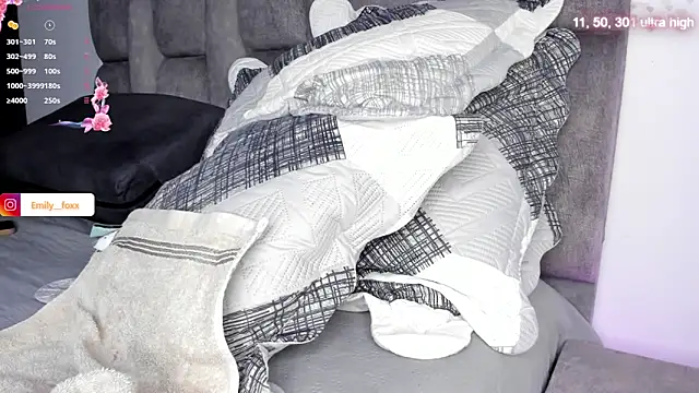 Snapshot of emily_fox1 chatting on 16, 3, 2026 emily fox1 online show from 16, 3, 2026