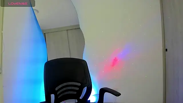 SussiVega online show from 30, 10, 2025