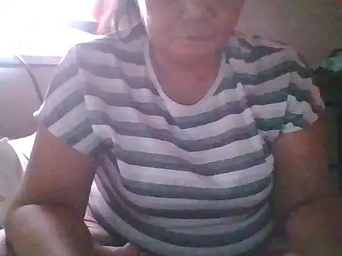 Snapshot of pinay_wild_mature chatting on 20, 9, 2025 pinay wild mature online show from 20, 9, 2025