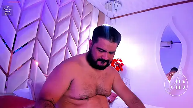 Snapshot of MichaelBear_ chatting on 3, 10, 2025 MichaelBear online show from 3, 10, 2025