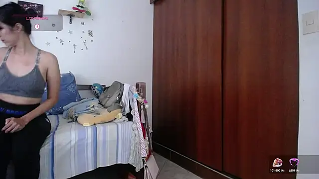 Moon lunita online show from 9, 9, 2025