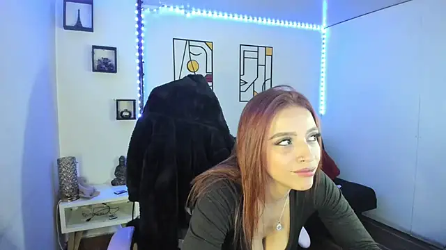 Snapshot of kay_marie chatting on 5, 3, 2025 kay marie online show from 5, 3, 2025