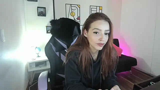 Snapshot of kay_marie chatting on 30, 9, 2025 kay marie online show from 30, 9, 2025