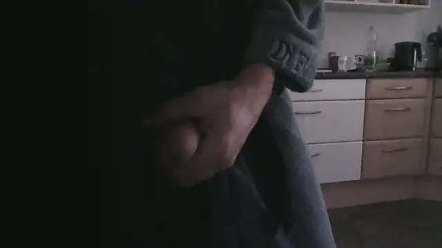 Snapshot of muschiliebhaber1@xh chatting on 11, 10, 2025 muschiliebhaber1xh online show from 11, 10, 2025