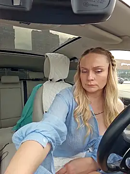 Bondgirl 013 online show from 18, 10, 2025